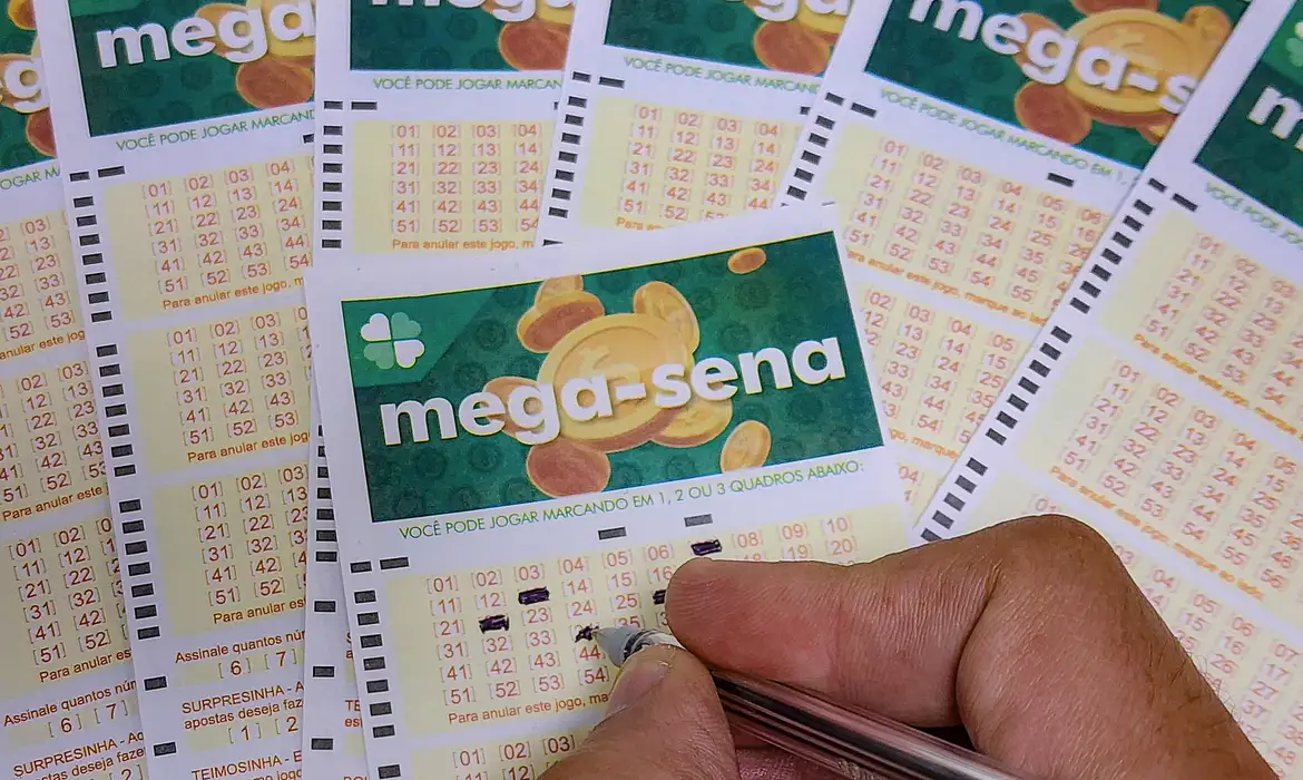 Leia mais sobre o artigo Mega-Sena acumula e prêmio vai a R$ 40 milhões