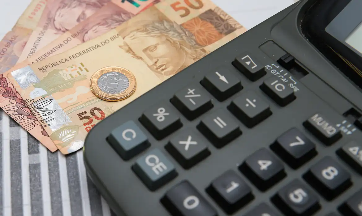 Leia mais sobre o artigo Inflação oficial recua 0,11% em agosto, menor resultado desde 2022