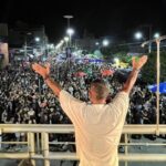 Sucesso absoluto: Mais de 30 mil pessoas participam do Bloco das Piranhas em Castelo