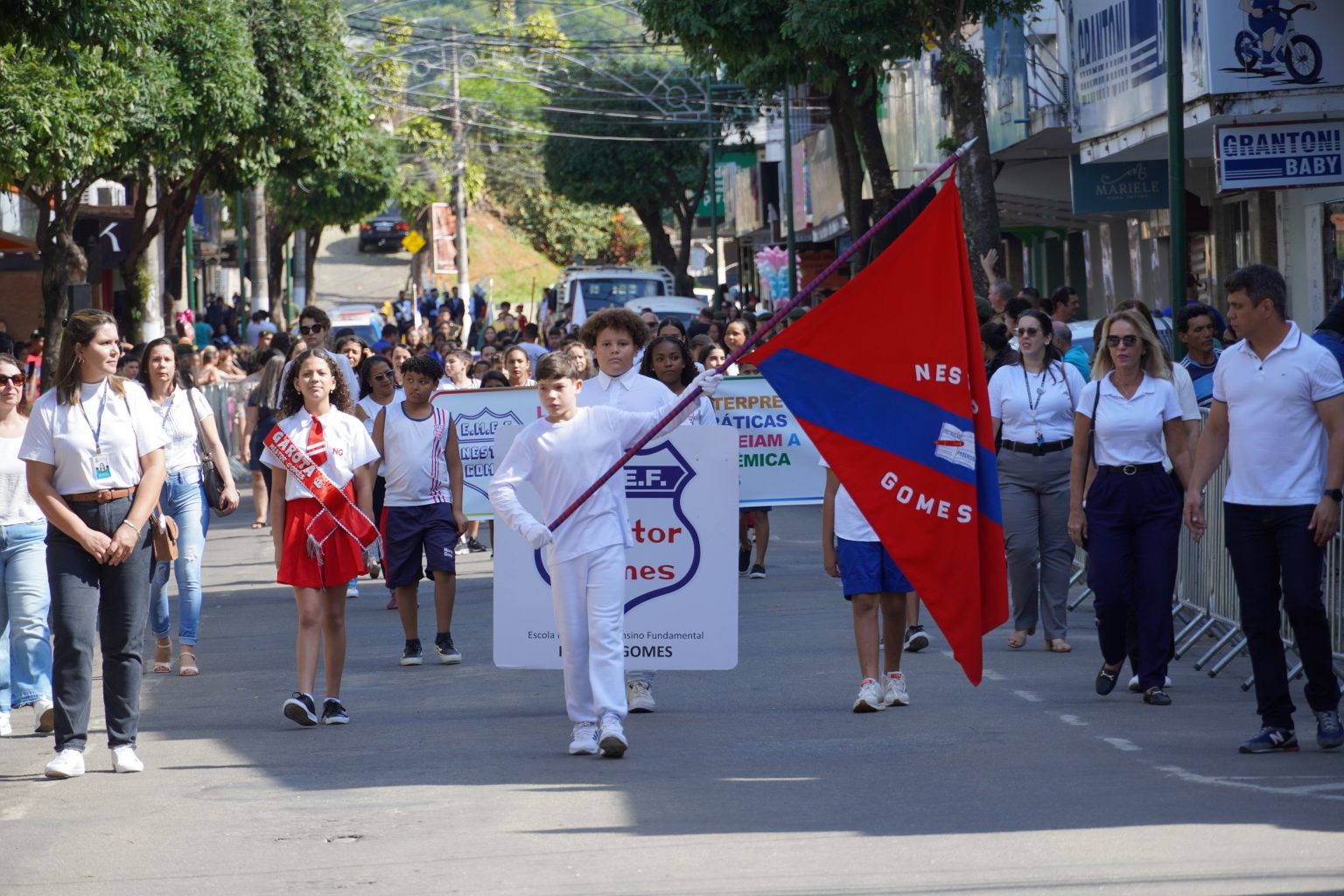 Leia mais sobre o artigo Prefeitura de Castelo informa alterações no trânsito para a realização do Desfile Cívico Escolar 2026