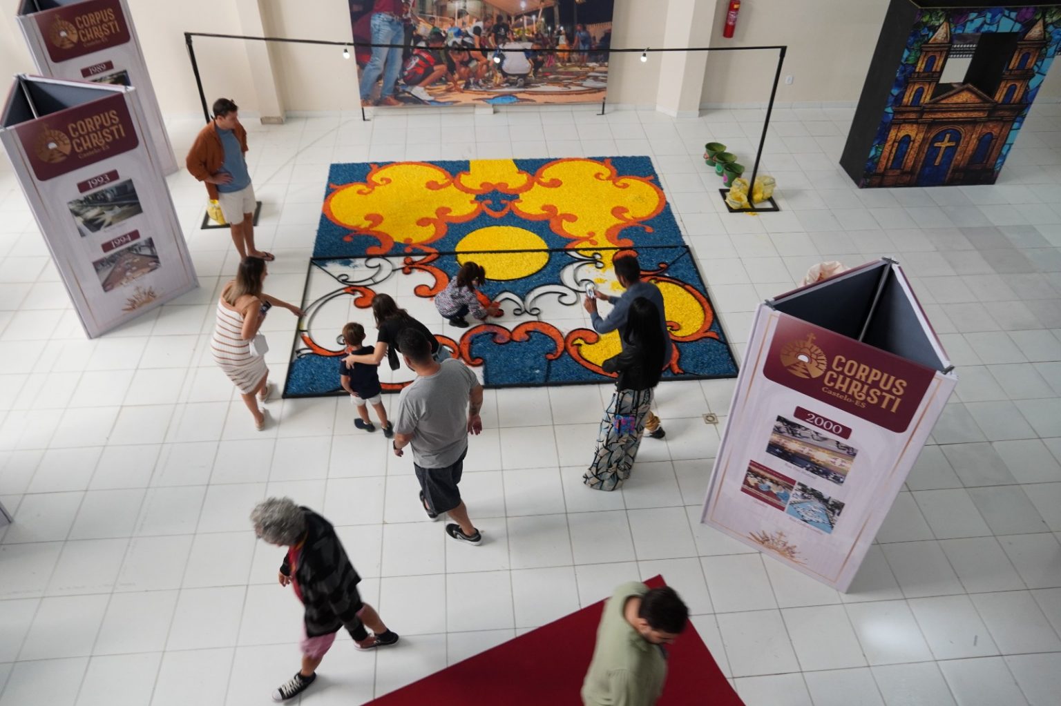 Leia mais sobre o artigo Prestigie a Exposição que Conta a História da Festa de Corpus Christi de Castelo