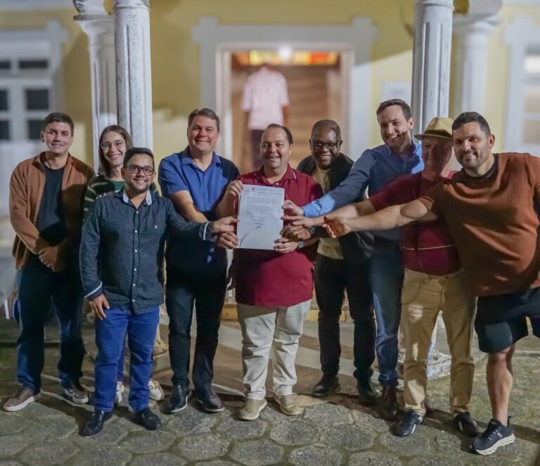 Samarco assina Ordem de Serviço para reforma da Casa da Cultura Angelina Lopes Assad, em Anchieta