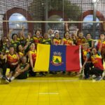 Equipes de vôlei adaptado de Castelo conquistam destaque em competição realizada em Guarapari