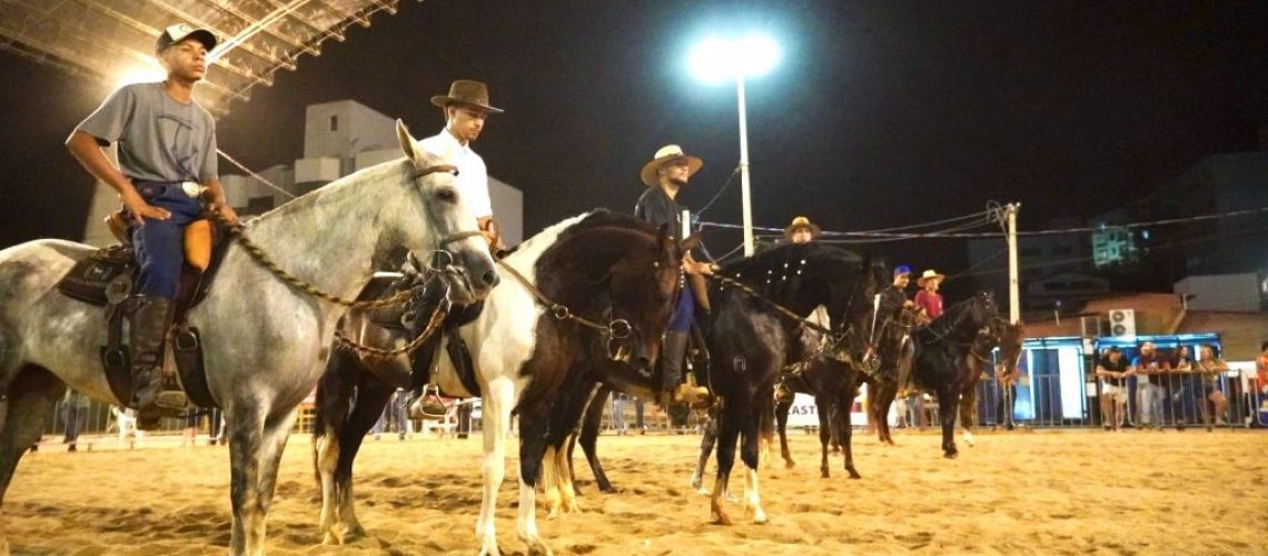 Poeirão - Sucesso Total em sua Primeira Edição em Castelo